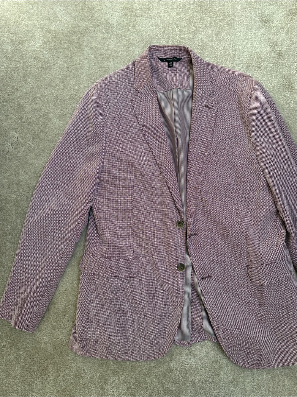 Like new! Banana Republic Red Textured Blazer